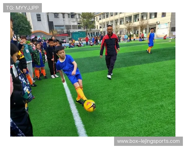 追寻绿茵梦想成长故事记录未来儿童足球球星的闪耀旅程